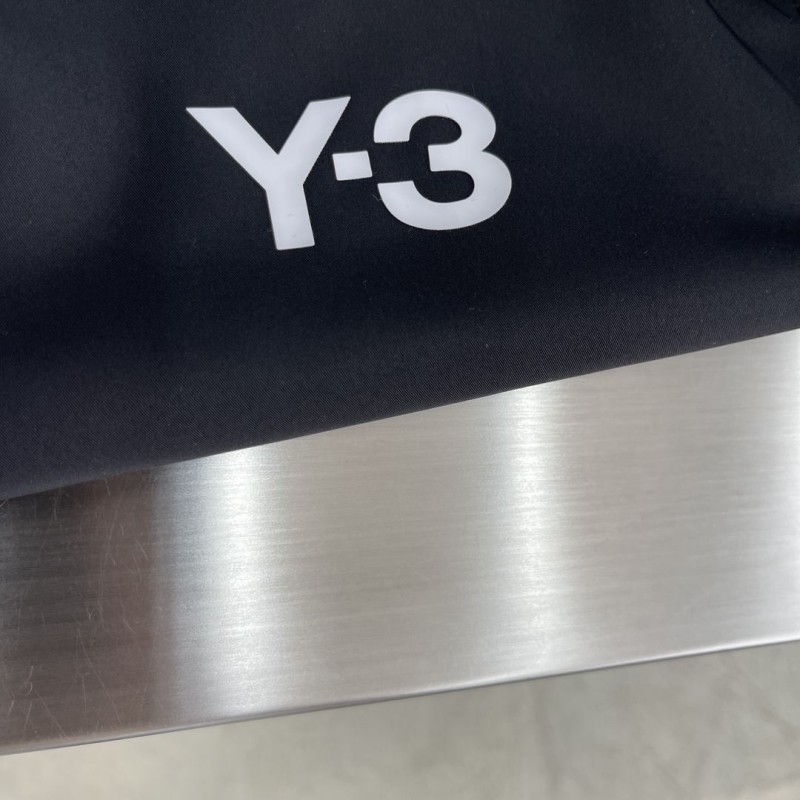 Y-3